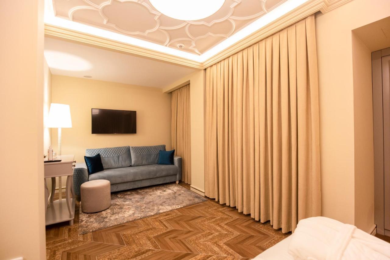 Vila Ekrem Korça Exteriör bild